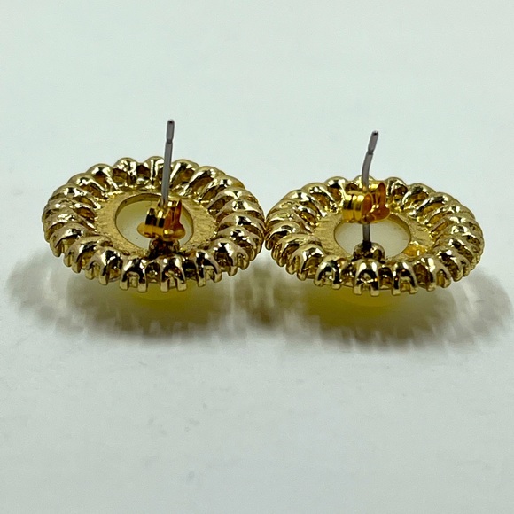 Gorgeous Vintage Y2K Pearl and Rhinestone Large Halo Style Earrings - Picture 6 of 6